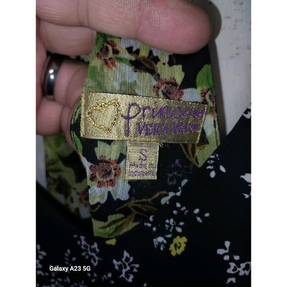 Vera Wang Princess- Junior's Black and Yellow Floral Strappy Dress- Small - Picture 4 of 7